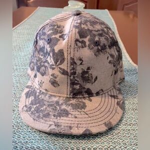 Floral denim blue flat top men’s baseball hat